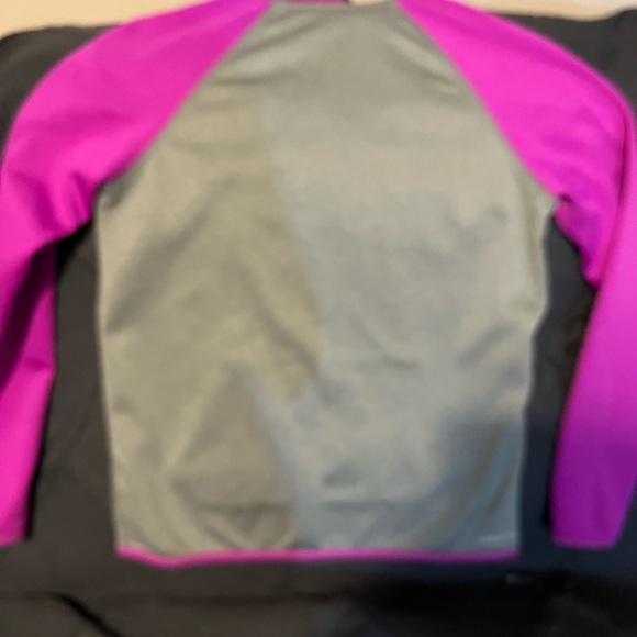 EUC CUTE WOMENS ONE OF A MOMS NIKE DRI FIT SIZE SMALL - Picture 5 of 6